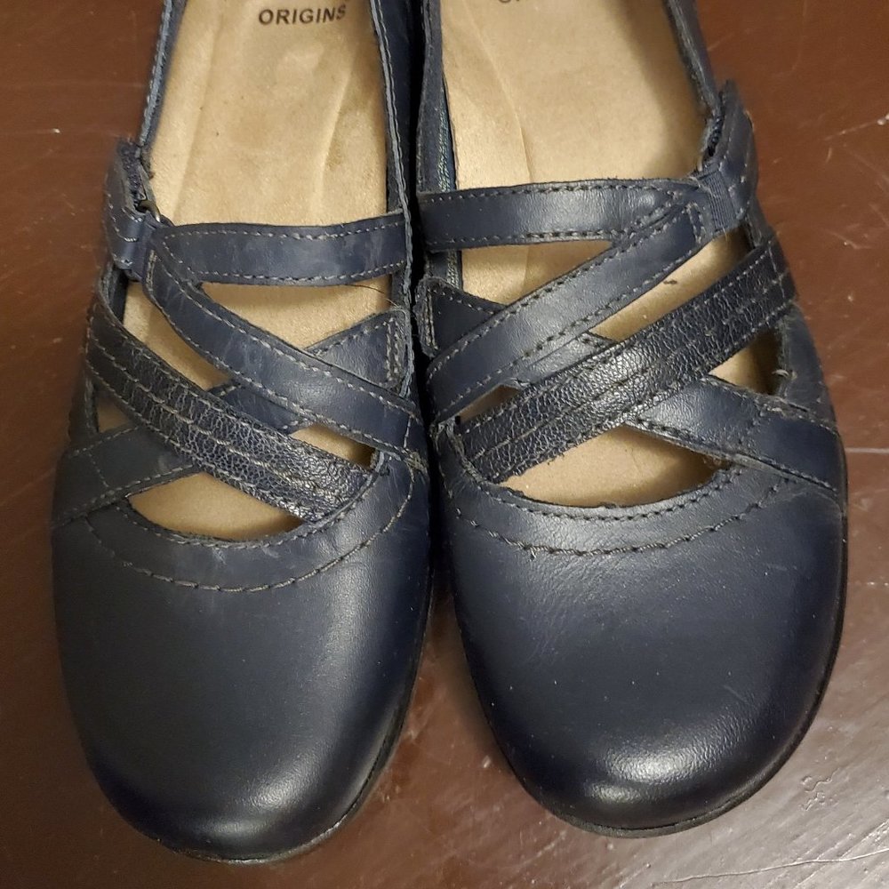 Earth Origins Navy Blue Mary Janes EUC